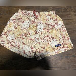 Patagonia women’s shorts size small